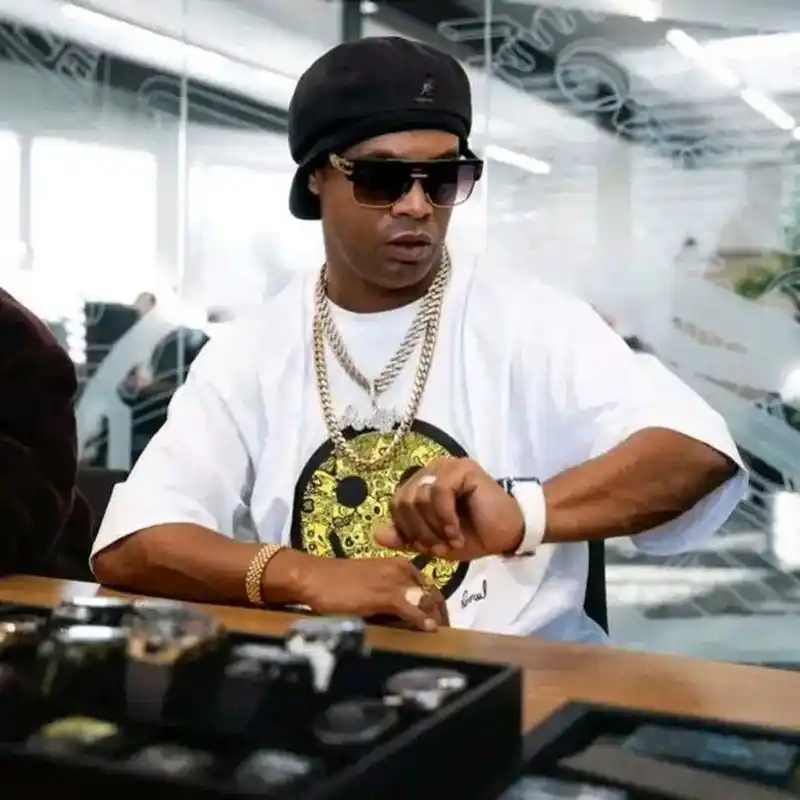 远超百万 远超百万